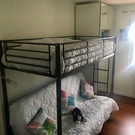 Newly Renovated Triplex In Marina 公寓